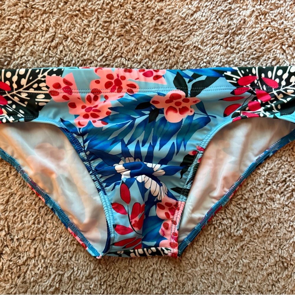 Floral Men’s Swim Briefs